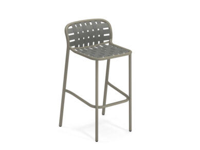 Yard stool